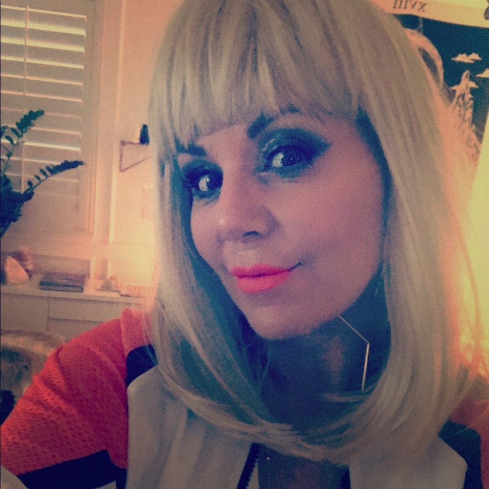 Meet your Posher, Lesa